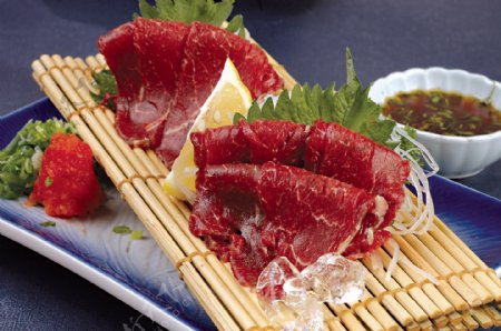 日本料理马肉刺身