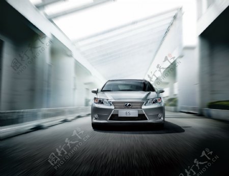 雷克萨斯2012年新款es汽车广告高清大图图片