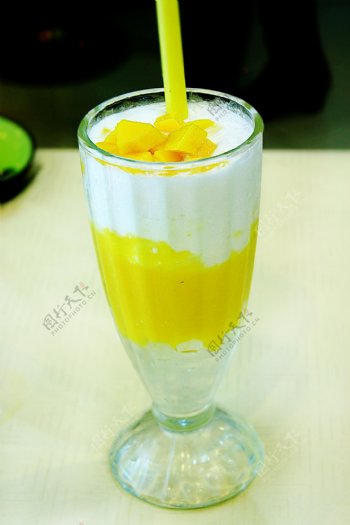 芒果汁果汁图片