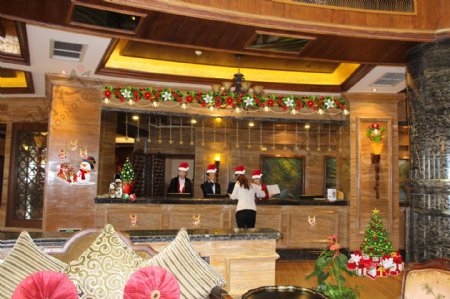 酒店吧台圣诞节布置图片