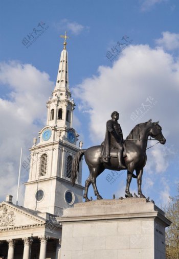 欧洲骑马铜像图片
