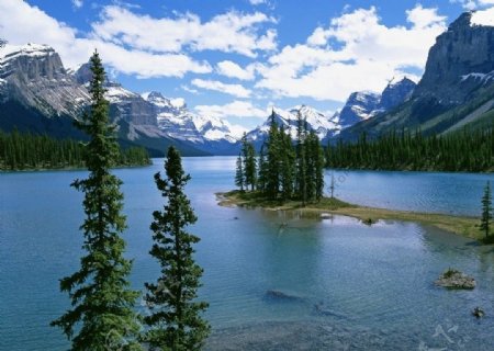 加拿大贾斯珀国家公园玛琳湖图片