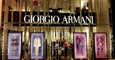 Armani最新橱窗秀图片