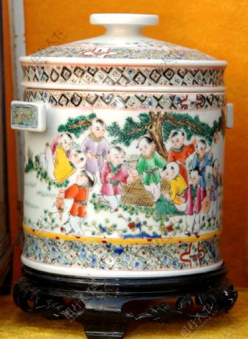 瓷器花瓶古董图片