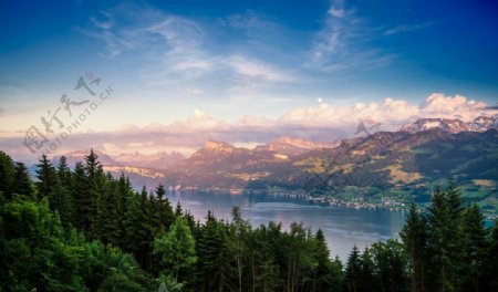 瑞士苏黎世湖图片