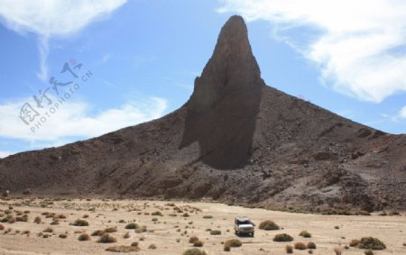 沙漠石峰图片