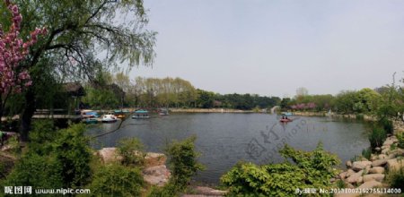 公园湖泊美景风光图片