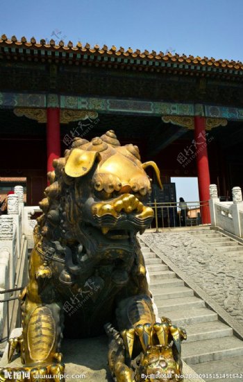 颐和园铜狮子图片