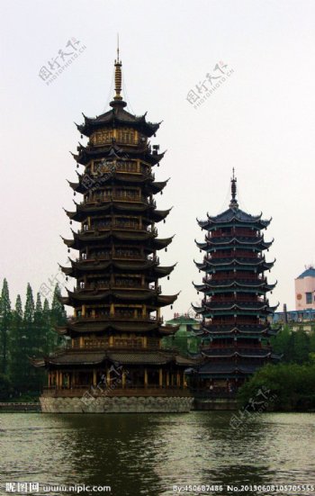 桂林日月塔图片