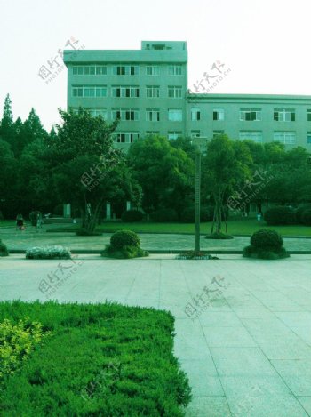 武汉科技大学教学楼图片