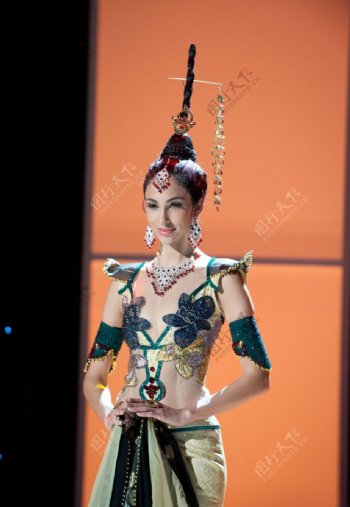2011环球小姐选手高清靓照图片