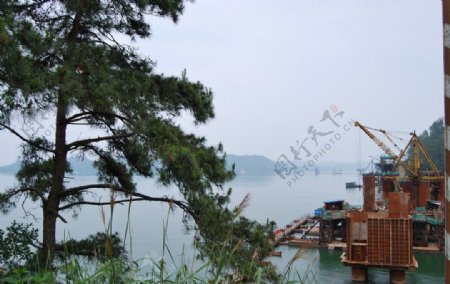 建设中的上江埠大桥图片