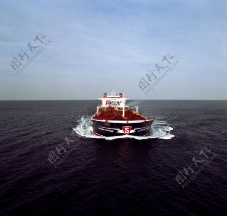 远洋油轮图片