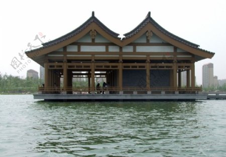 曲江水景图片