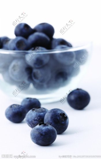 一碗蓝莓图片