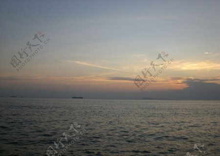 亚龙湾海边风景图片