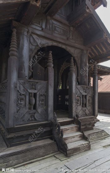 寺院木屋图片