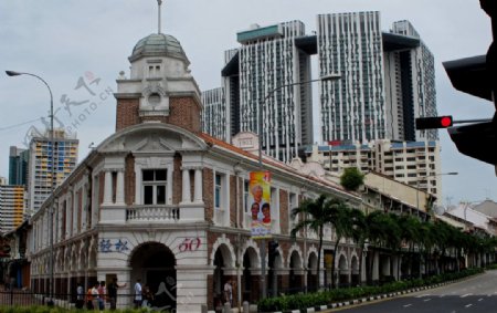 新加坡街上的新老建筑图片