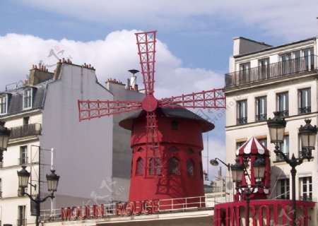 巴黎街头的风车图片