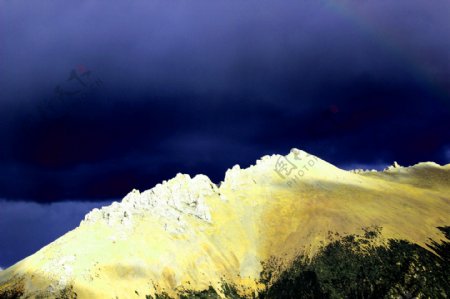 西藏自治区海子山图片