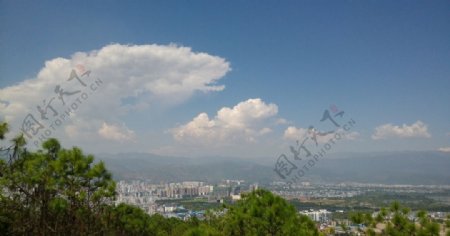 西昌城市全景图片