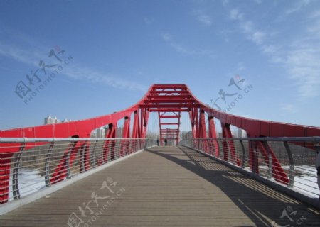 秦皇岛植物园红桥图片