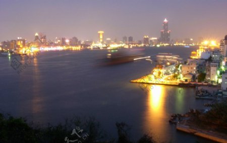 高雄港夜景图片