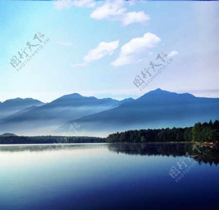 山水磁湖风光图片