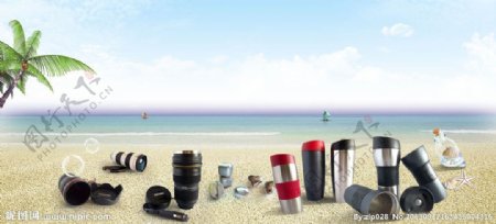 水瓶水杯沙滩海景图片