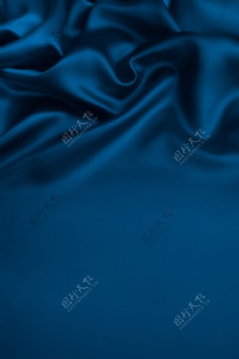 蓝色丝绸