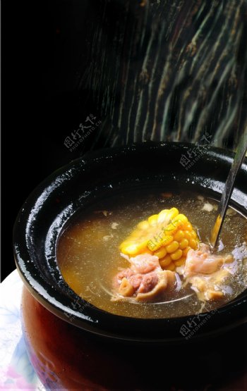 猪手玉米汤