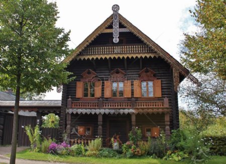 独特的木头房屋