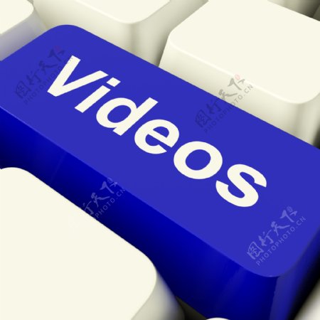 蓝色显示视频dvd或多媒体电脑钥匙
