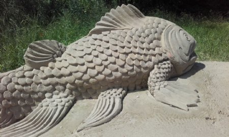 高清鲤鱼雕塑图片