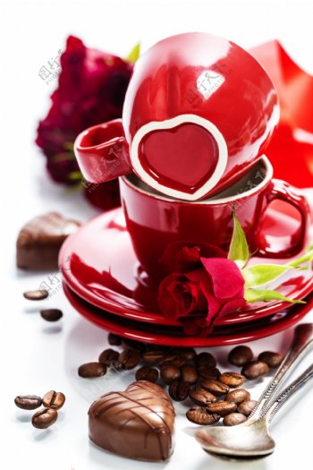 情人节咖啡杯和巧克力