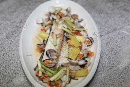 蛋白蒸文庆鲩鱼图片