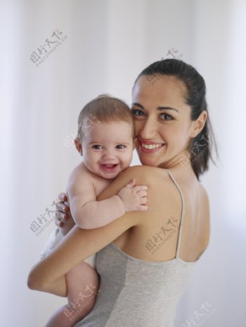 可爱宝宝与美女妈妈图片