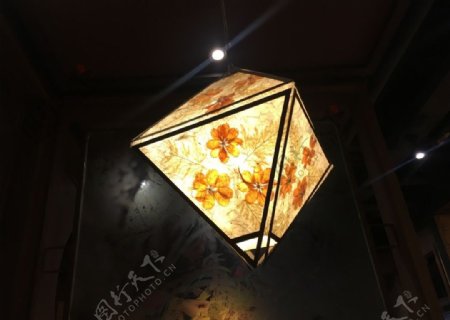云南菜馆的灯