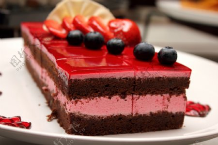 草莓夹心蛋糕