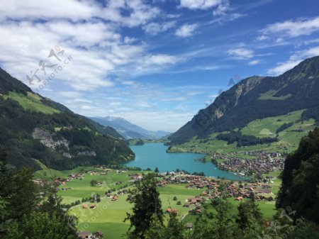 瑞士生活之绿水青山琥珀风光