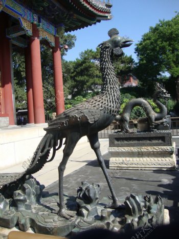 颐和园青铜凤凰雕塑