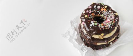 巧克力甜甜圈高清摄影