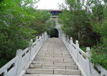 寺的石梯