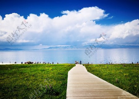 赛里木湖摄影图图片