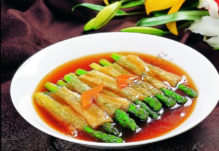 豫菜高汤竹荪鲜芦笋图片
