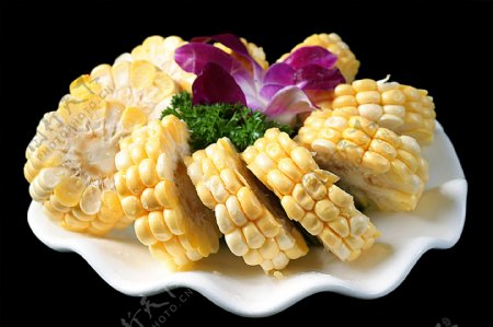 火锅配菜时蔬甜玉米图片