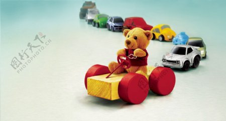 玩具熊拖车图片