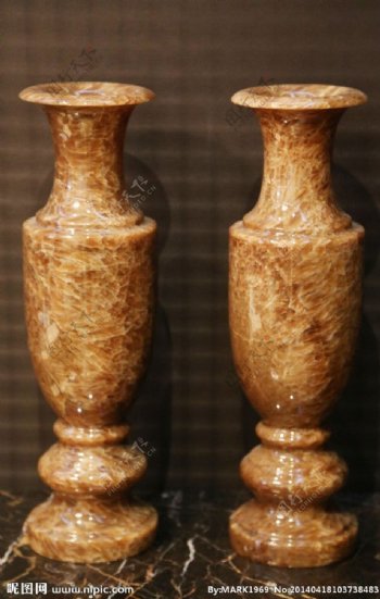 双花瓶石雕图片