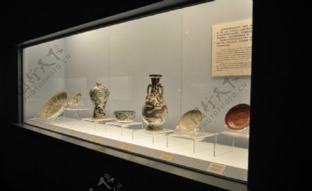 上海博物馆陶瓷展示图片