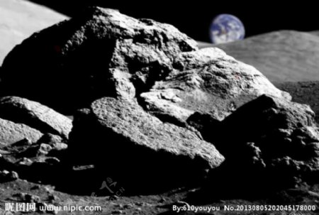 月球陨石